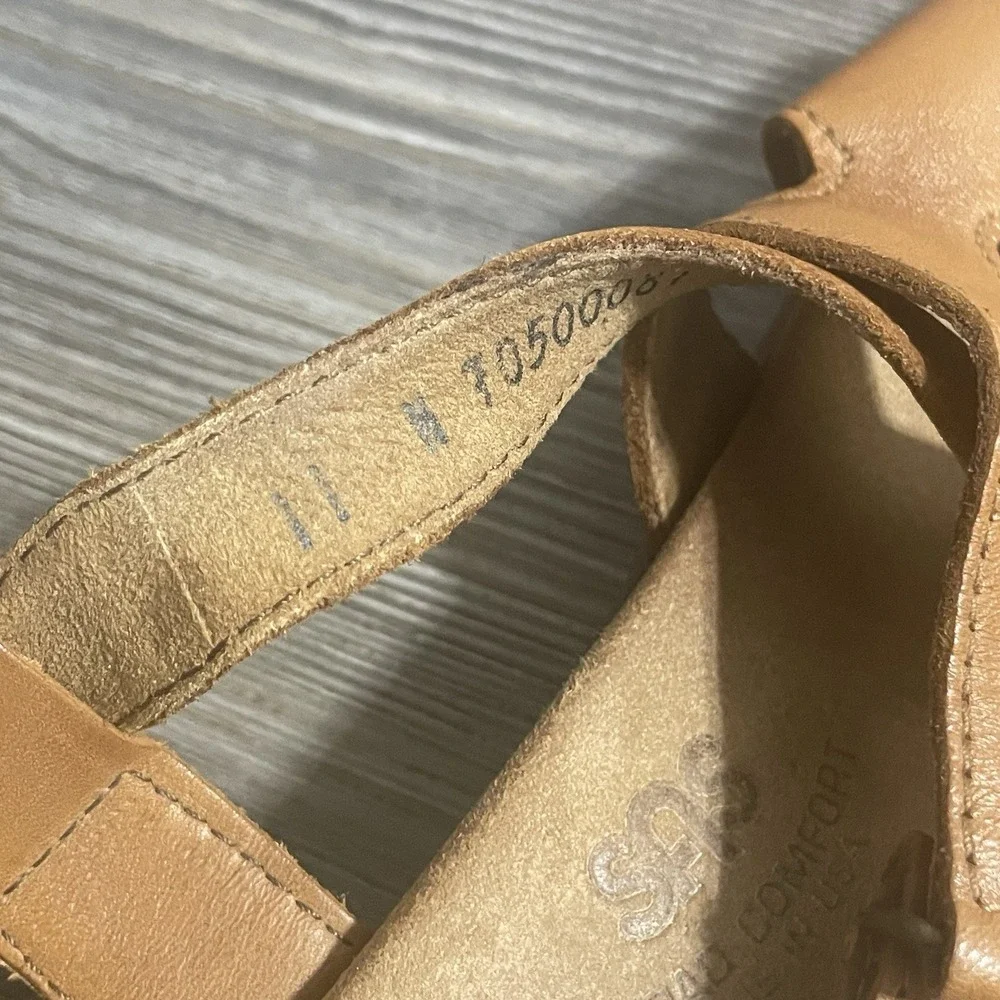 SAS Tripad Comfort Women's Sz 11 NARROW Huggy Leather Sandals Caramel